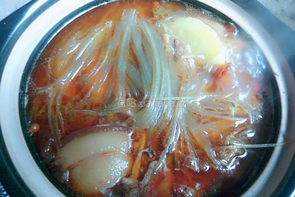 砂锅炖猪肉粉条的做法图解16