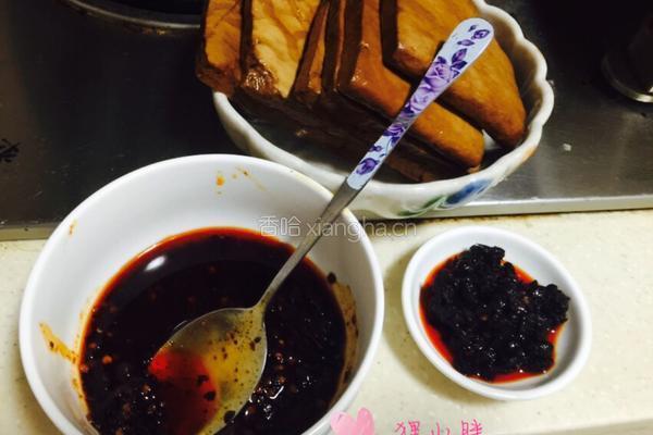香辣豆干的做法图解1