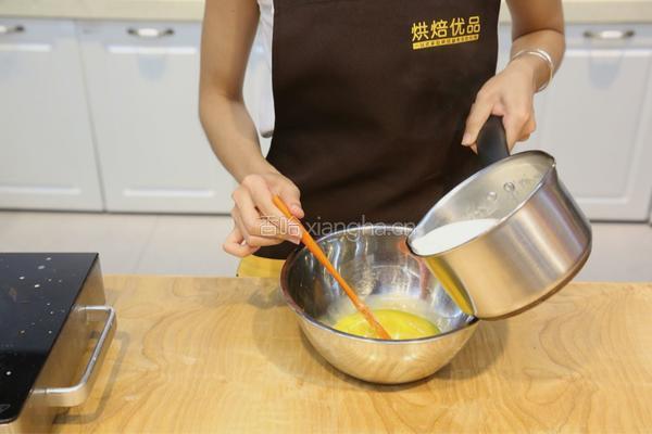 法式焦糖布蕾的做法图解5