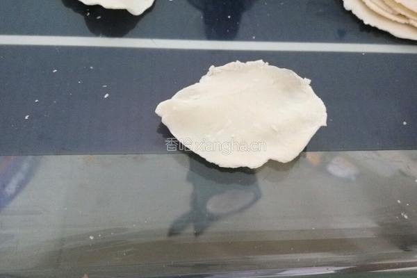 栀子花(面粉制品)的做法图解5