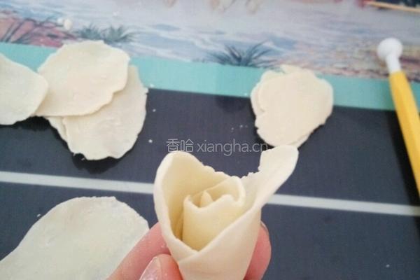 栀子花(面粉制品)的做法图解8