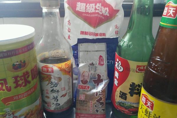 干炸小鱼的做法图解2