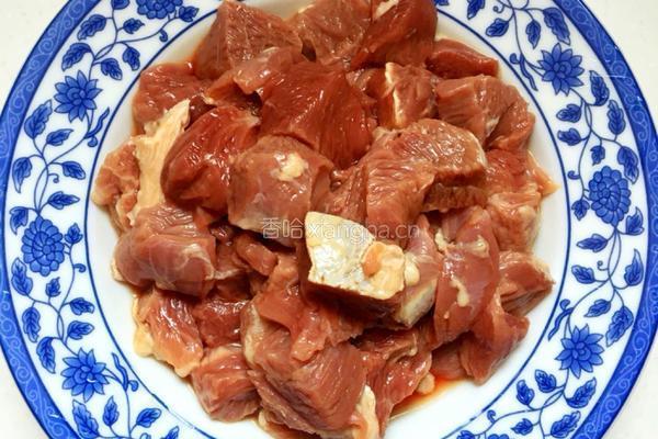 清炖牛肉汤的做法图解2