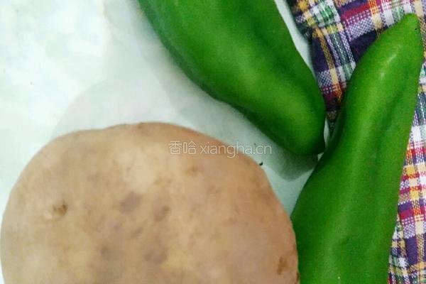 红油土豆丝的做法图解1