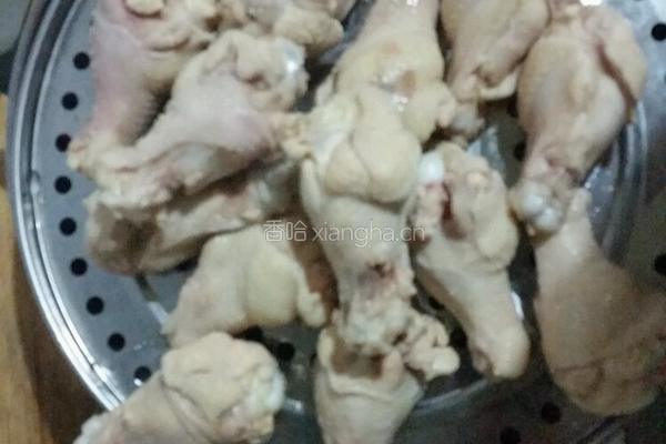 炖鸡翅根的做法图解2