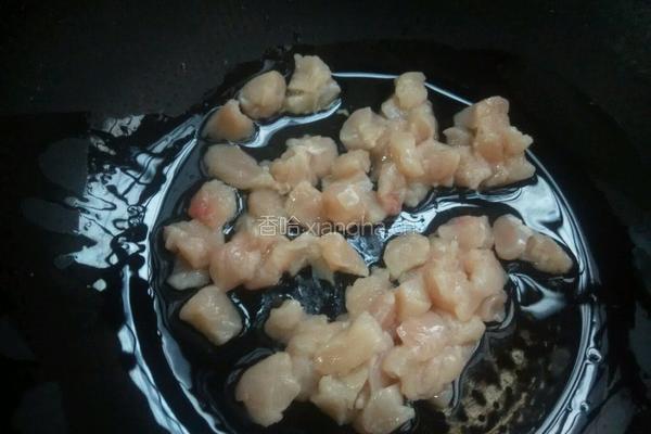 胡萝卜炒鸡丁的做法图解5