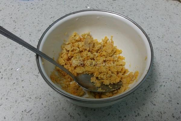 咸蛋黄玉米的做法图解3
