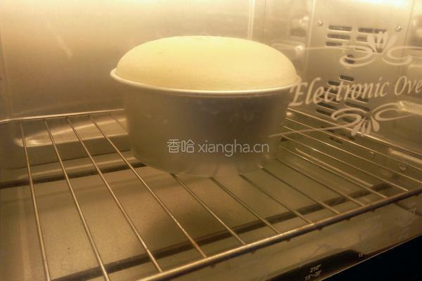 彩色水果奶油蛋糕的做法图解1