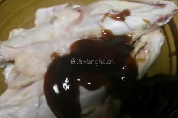 蒜香凤翅的做法图解4