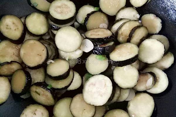 西红柿炒茄子的做法图解5