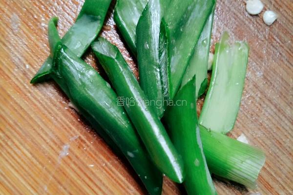 木耳炒毛豆的做法图解4