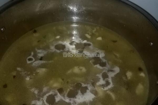 鸡骨架炖土豆的做法图解6