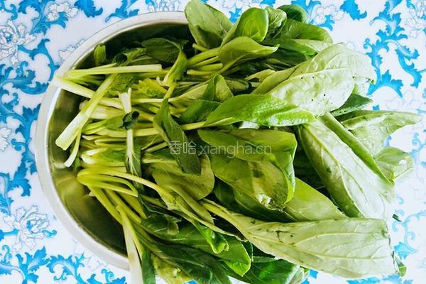虾仁油菜的做法图解1