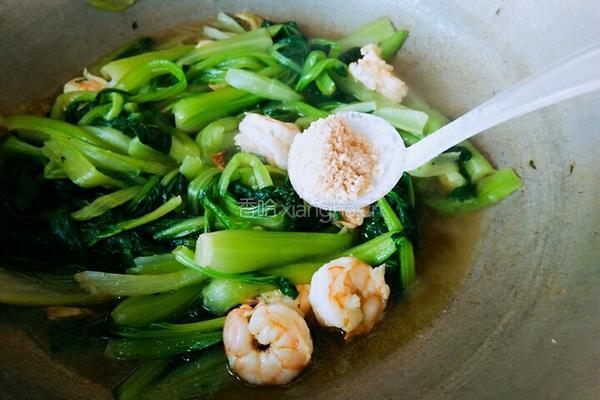 虾仁油菜的做法图解10