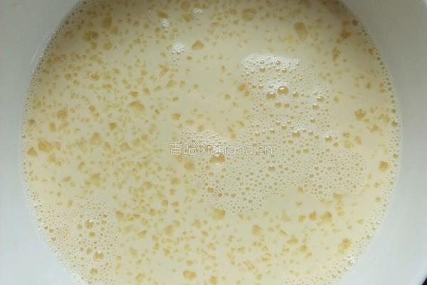 炼乳布丁的做法图解4