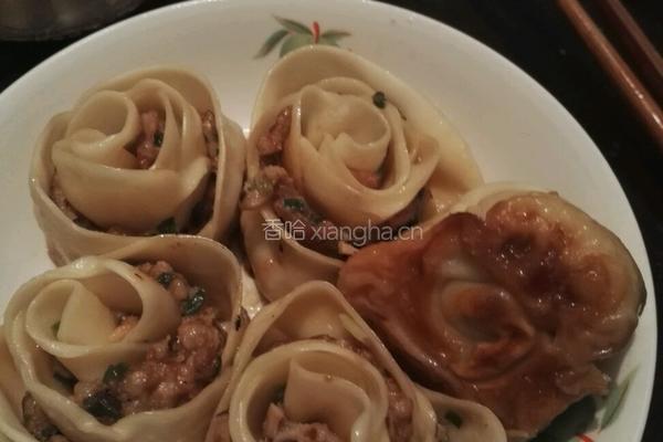 玫瑰饺子