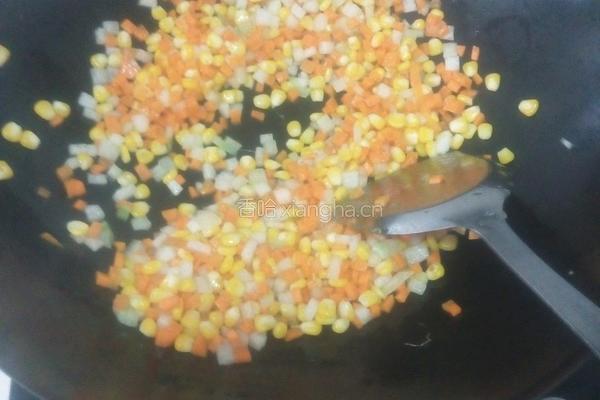 快手炒三鲜丁的做法图解3