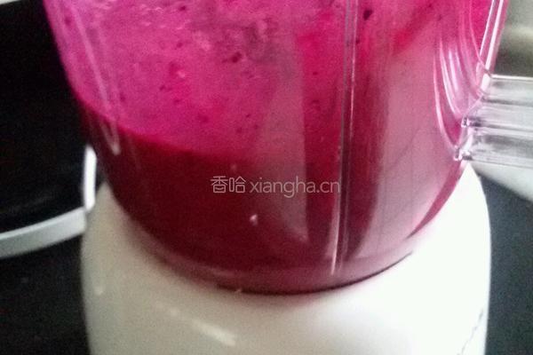 火龙果冰皮月饼的做法图解2