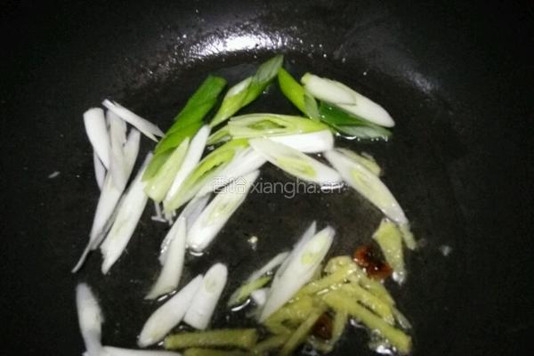 茄子炒辣椒的做法图解4