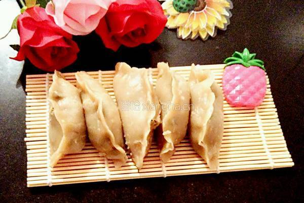 黑莜面饺子