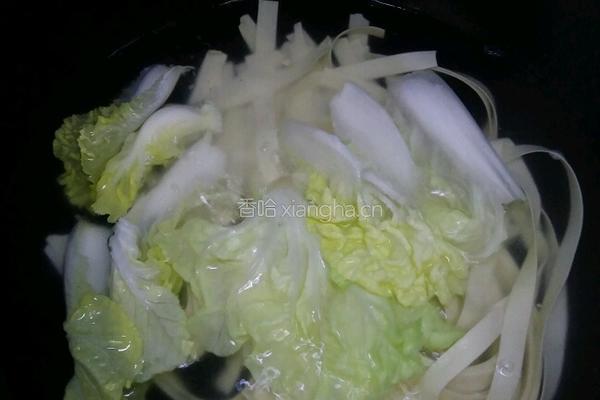 鸡棕三鲜宽面的做法图解4