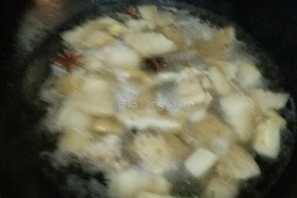 红烧肉烧山药的做法图解3