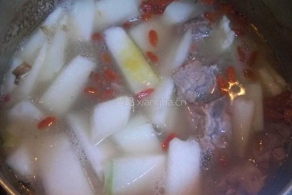 冬瓜排骨枸杞汤的做法图解5