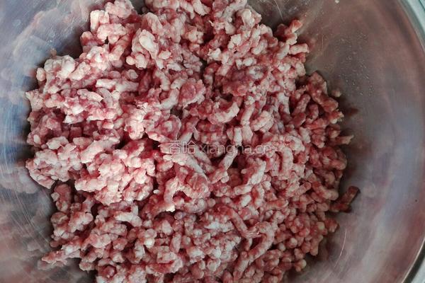 羊肉豆角馅饺子的做法图解1