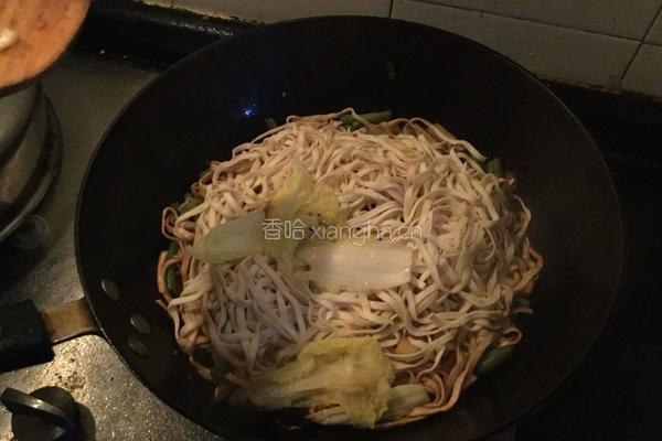 铁锅排骨焖面的做法图解8