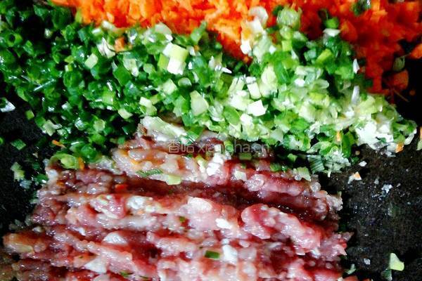 玫瑰花肉卷的做法图解1
