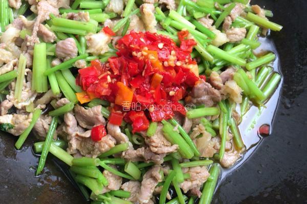 芹菜剁椒炒肉的做法图解9