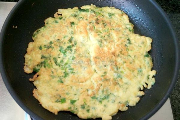 芹菜叶鸡蛋饼的做法图解5