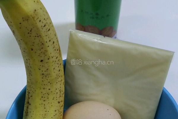 芝士香蕉鸡蛋卷的做法图解1