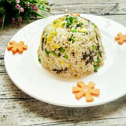 酸菜炒饭的做法[图]