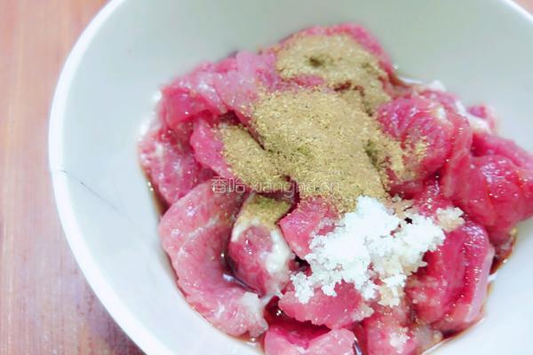小炒嫩牛肉的做法图解3