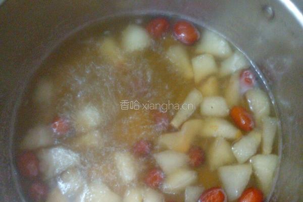 红枣雪梨汤的做法图解3