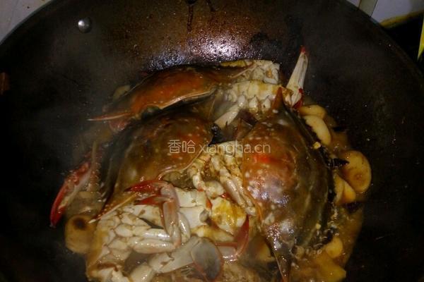 香辣梭子蟹炒年糕的做法图解5