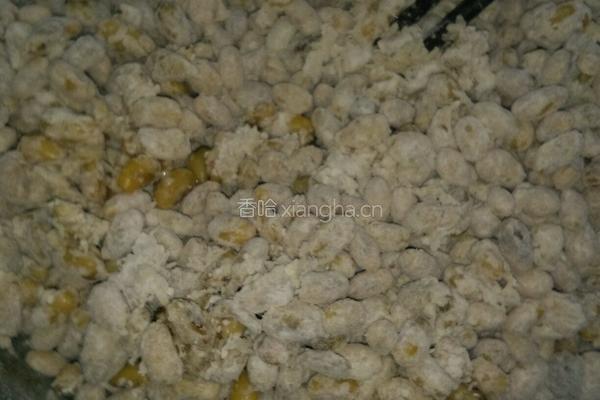 炸黄豆的做法图解1