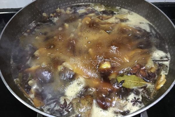 卤水鸡脚的做法图解5