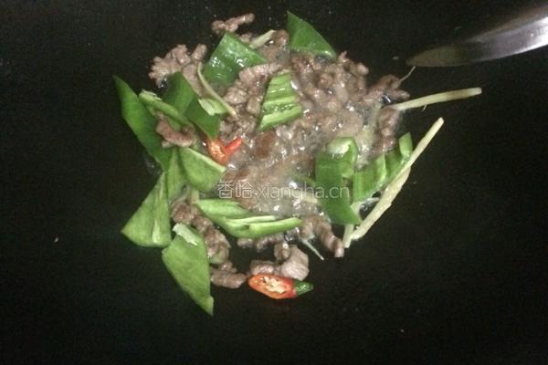 酸菜牛肉的做法图解6