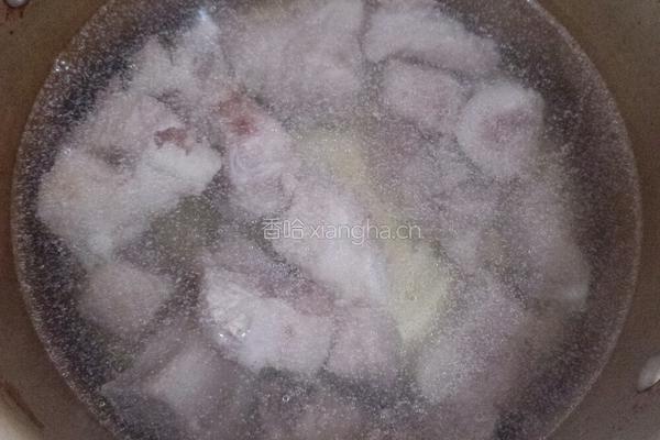 青菜排骨汤的做法图解3