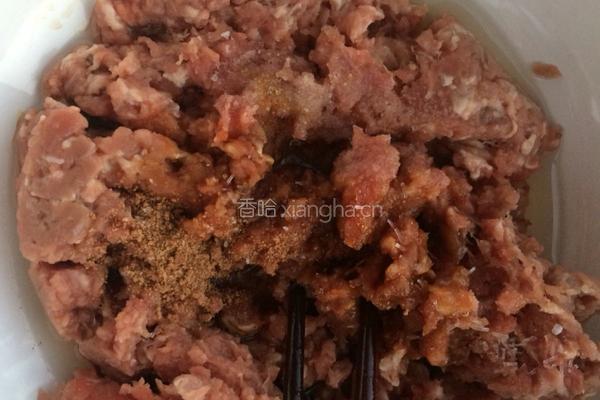 羊肉馅饺子的做法图解7