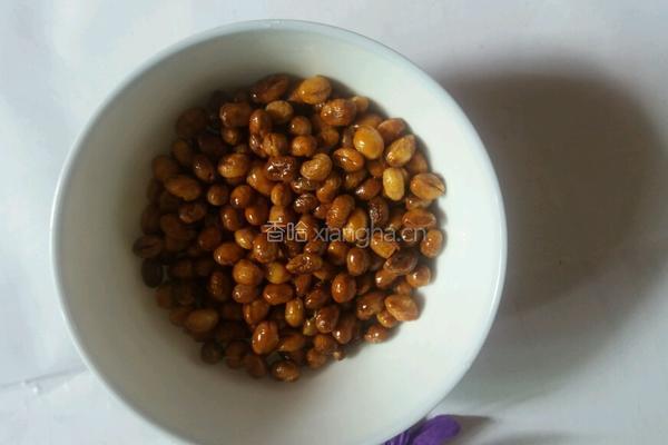 炒黄豆的做法图解6