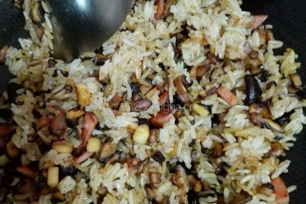 咖喱香菇蛋炒饭的做法图解17