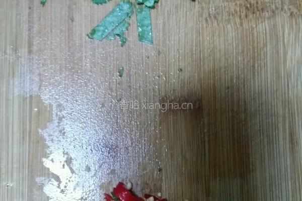 老干妈拌莴苣的做法图解3