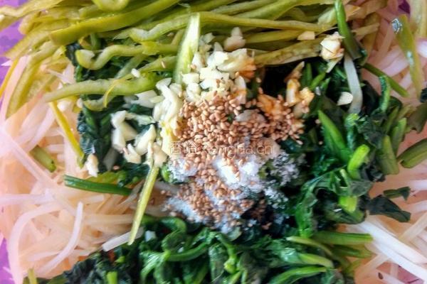 凉拌菠菜土豆丝的做法图解10