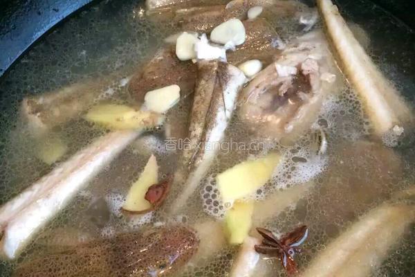 鱼炖豆腐的做法图解4