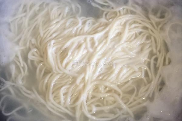 肉丝炒面的做法图解5