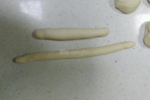 小朋友的福利肠仔包的做法图解4