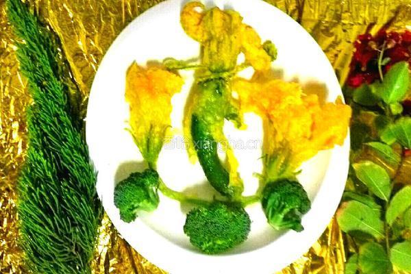 香酥南瓜花的做法图解1